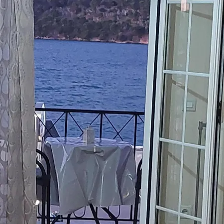 Rouchotas By Viktor 1rst Floor Apartamento